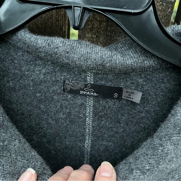 Prana Sephra Full Zip Recycled Wool Blend Shawl Collar Sweater Jacket Sz S - Picture 3 of 16